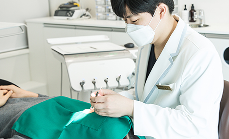 보건복지부 인증 구강악안면외과전문의가 직접 진료합니다.